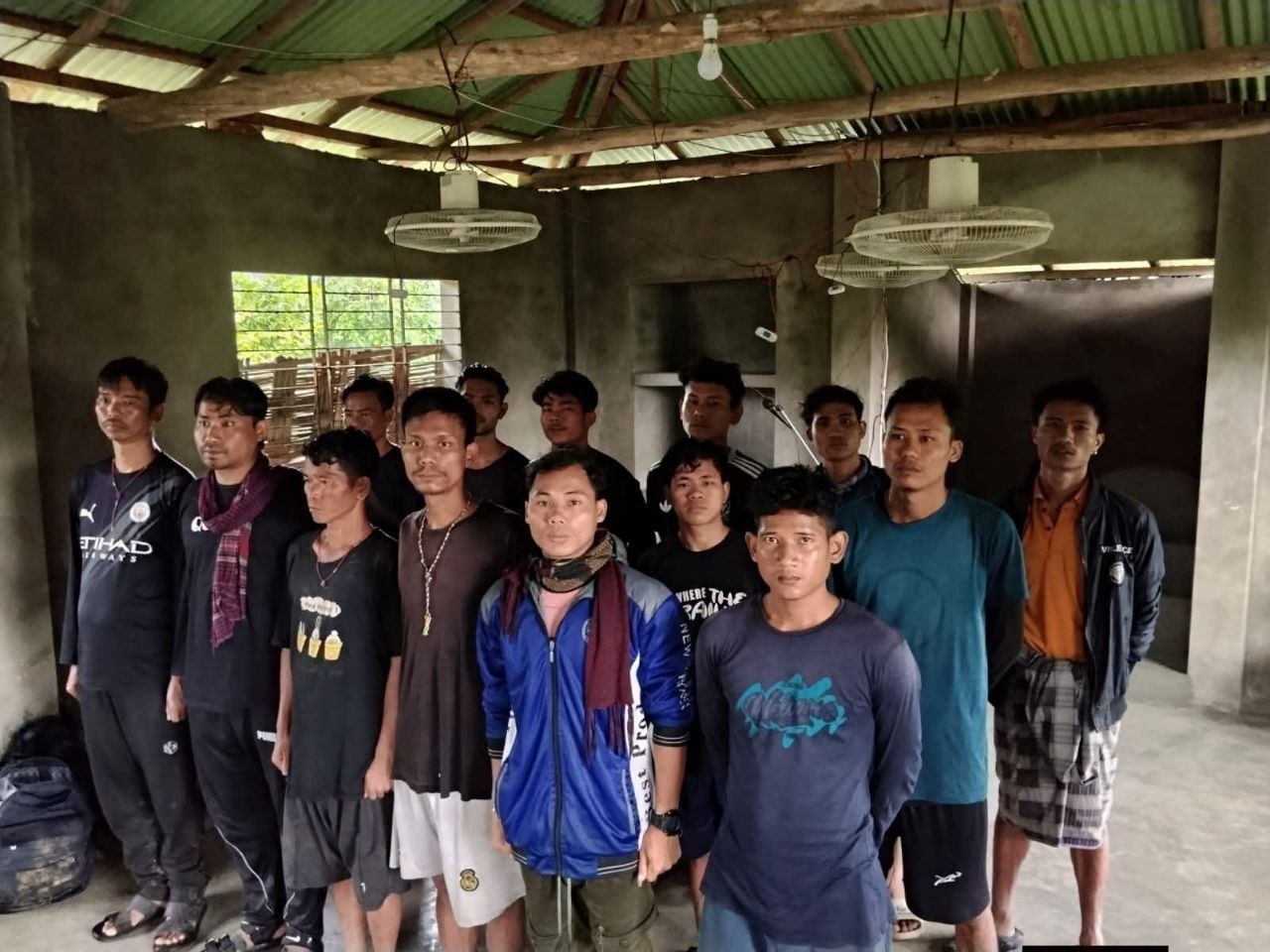 Myanmar Junta Soldiers Surrender to BGB
