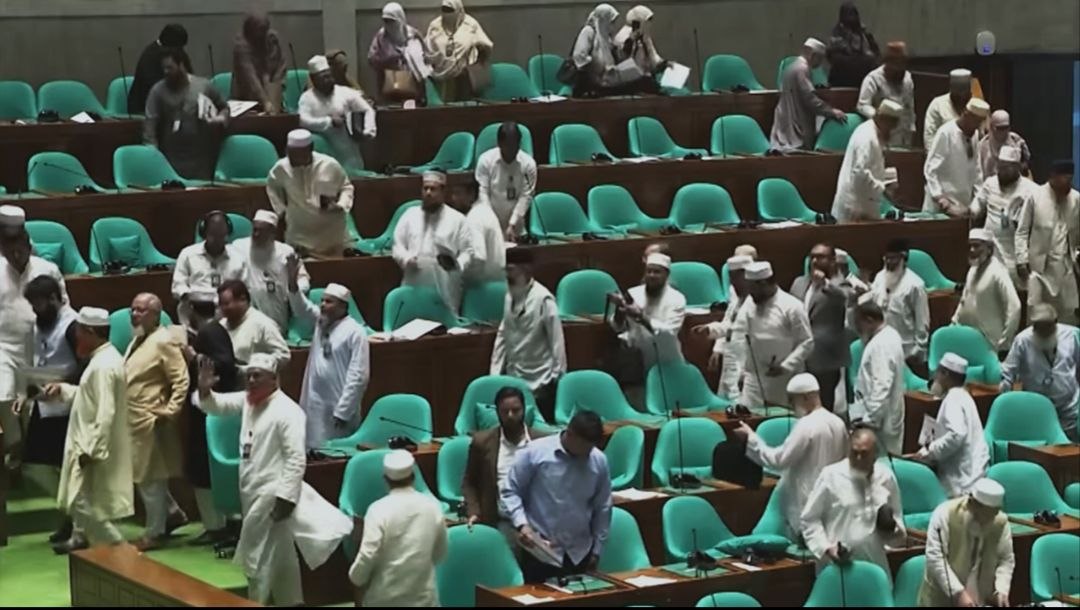 Jamaat Ameer Rejects “Piece-by-Piece Reforms” as Opposition Walks Out of Parliament